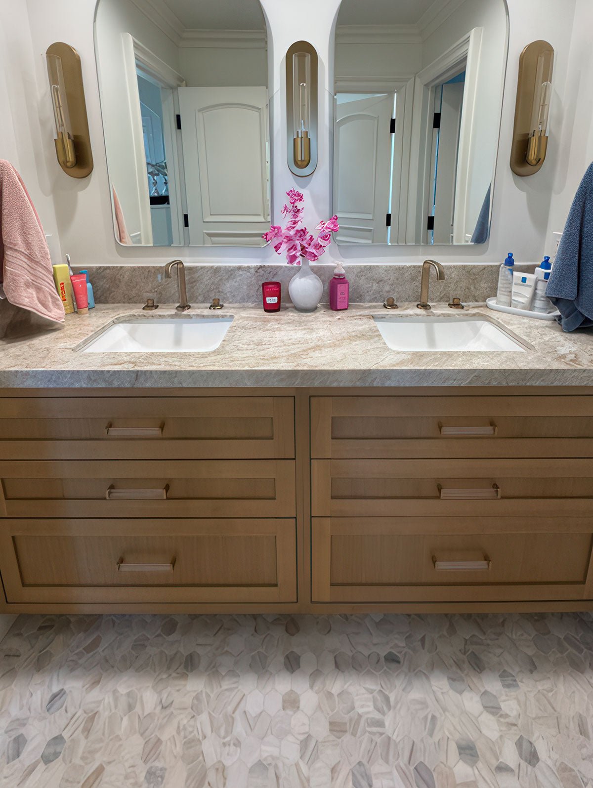 Athena Gold Marble MSI Mosaic Tiles 12" X 12" Hexagon Pattern MSI - Zicana Boutique - 4