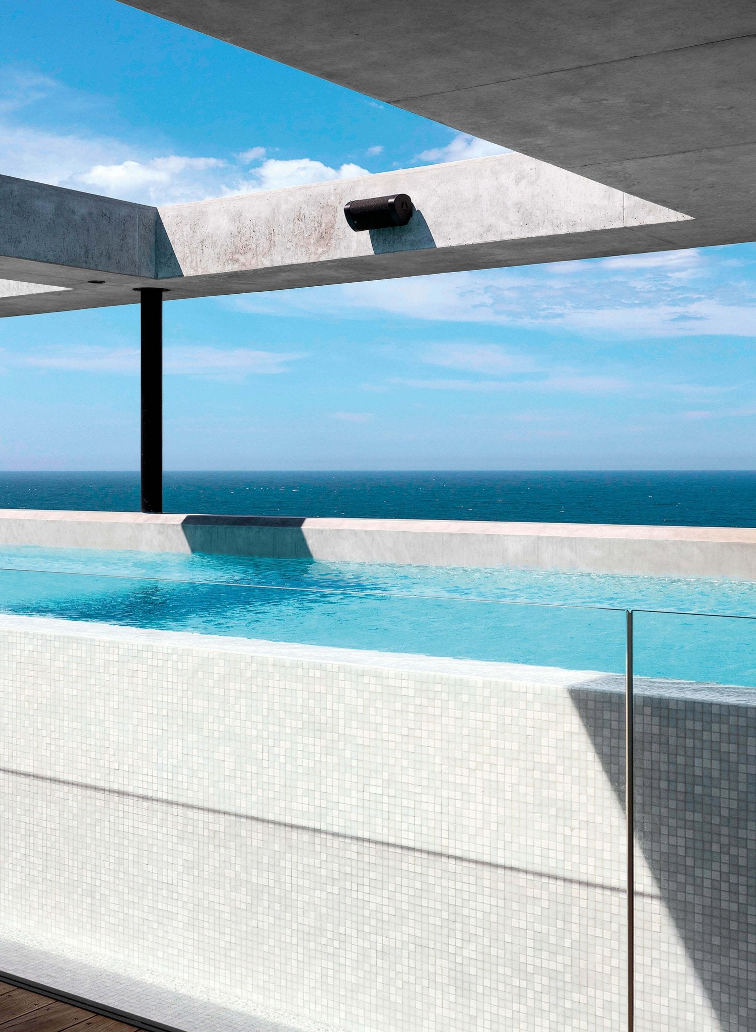 Bisazza Ghiaccio 3/4”x 3/4” Glass Mosaic Bisazza - Zicana Boutique - 2