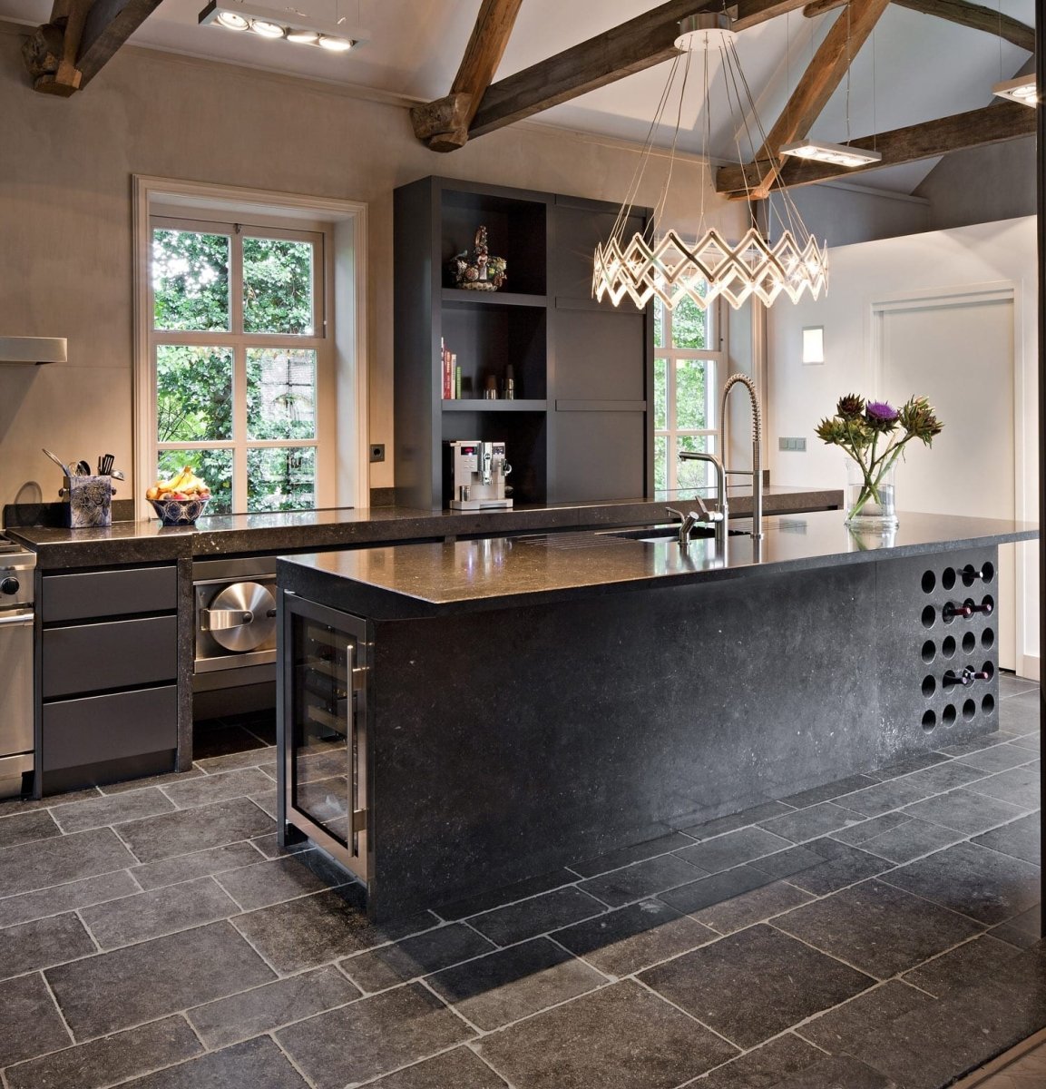 Palazzo Belgian Blue Textured Limestone Field Tile 16''x24''x5/8'' Zicana Boutique - Zicana Boutique - 2