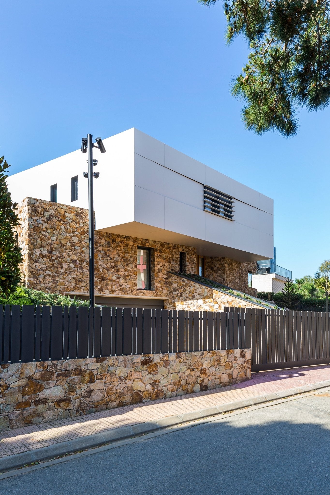 Arctic White Neolith Neolith - Zicana Boutique - 8