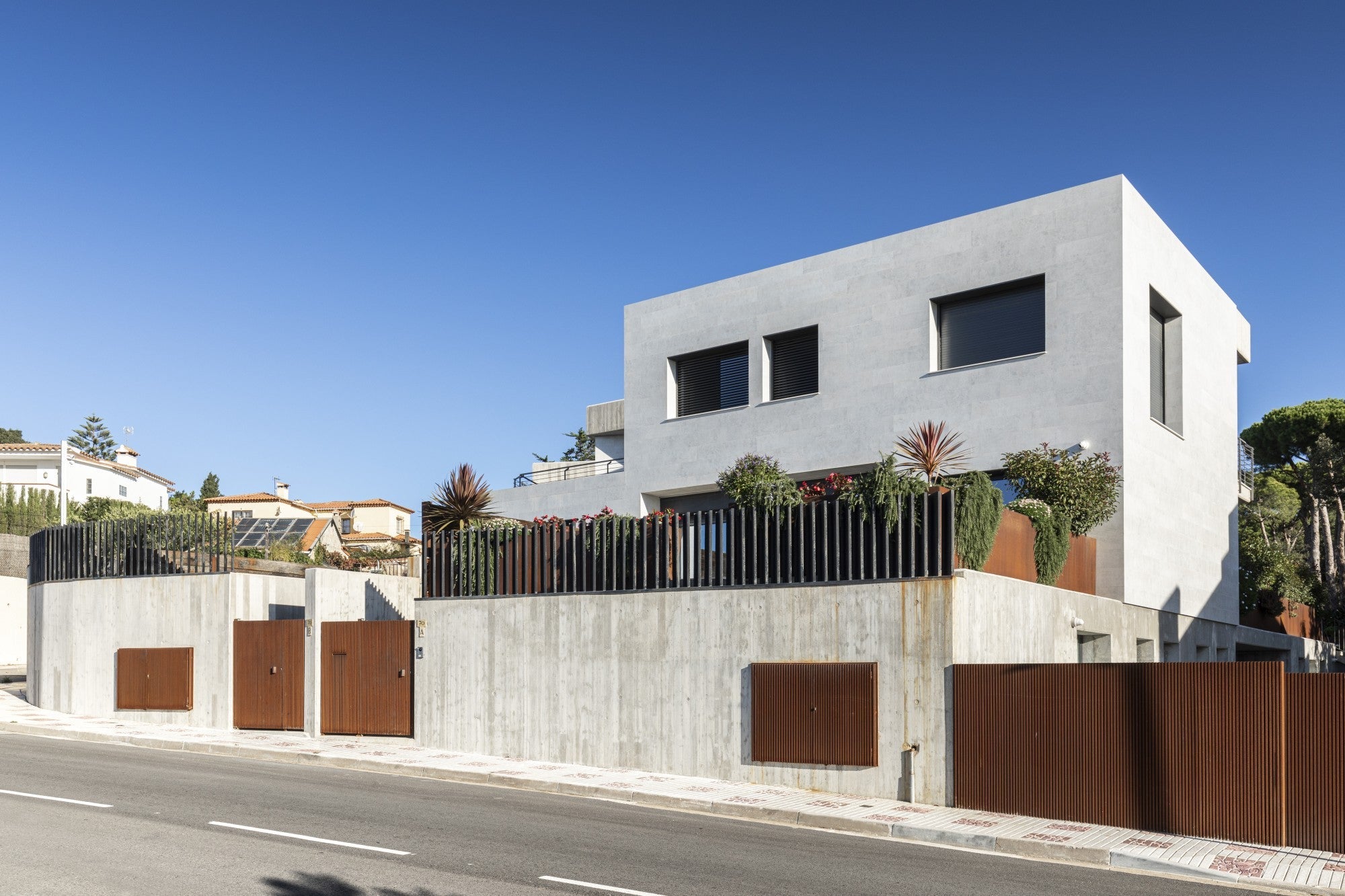 Bromo Dekton Dekton - Zicana Boutique - 3