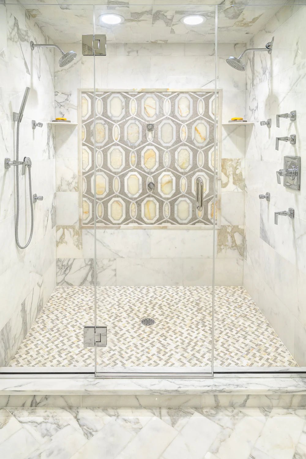 Calacatta Gold Marble Tile 6" x 12" Zicana Boutique - Zicana Boutique - 3