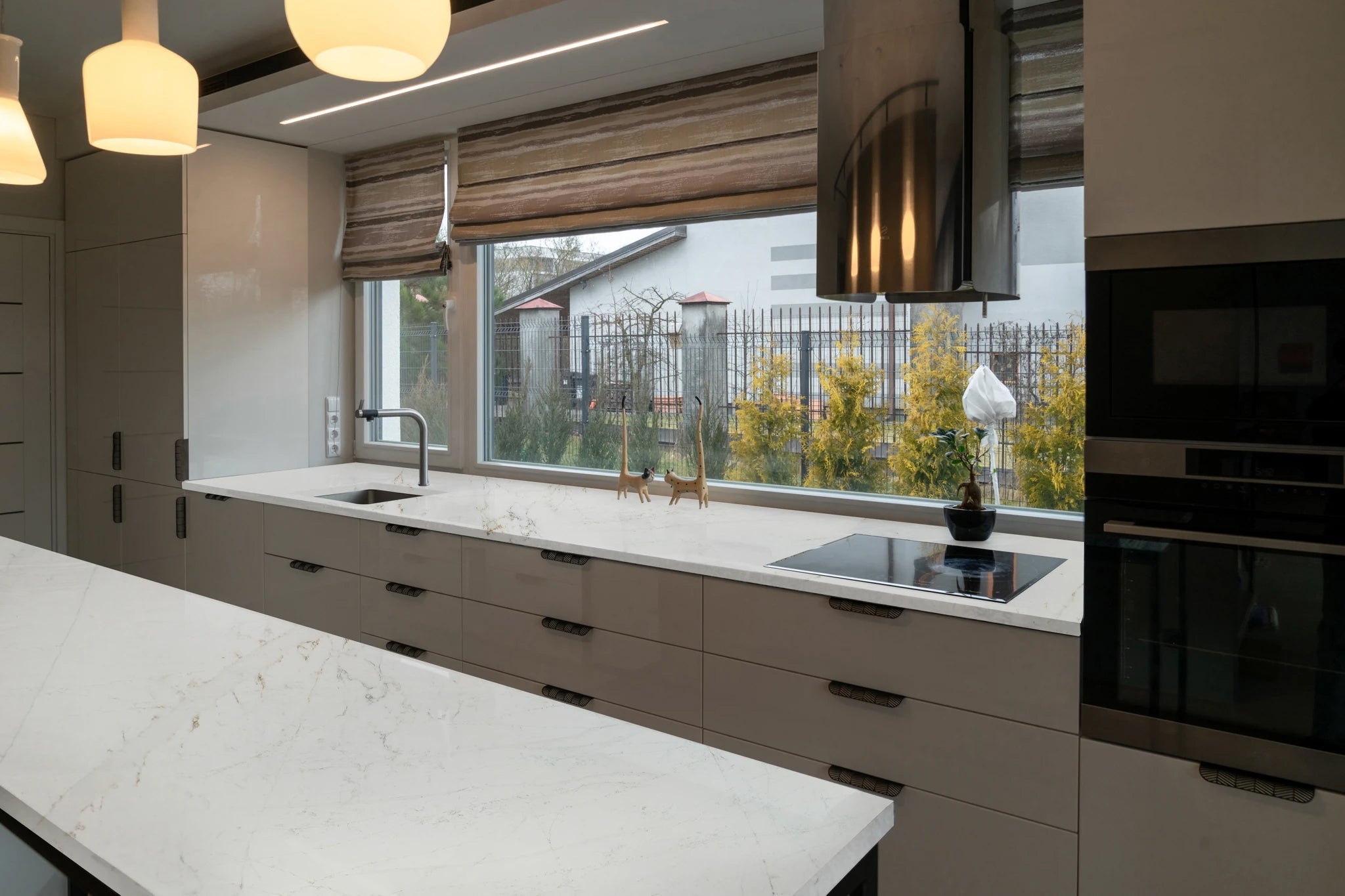 Calacatta Horizon Tessa Quartz Tessa Stones - Zicana Boutique - 2