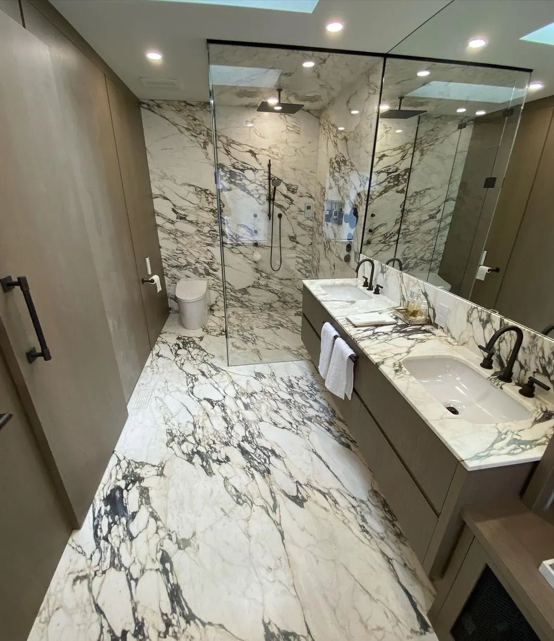 Calacatta Monet Vintage Marble Zicana Boutique - Zicana Boutique - 6