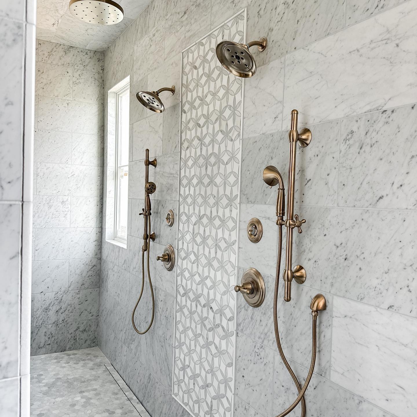 Carrara White Marble MSI Field Tiles 12" X 24" MSI - Zicana Boutique - 3