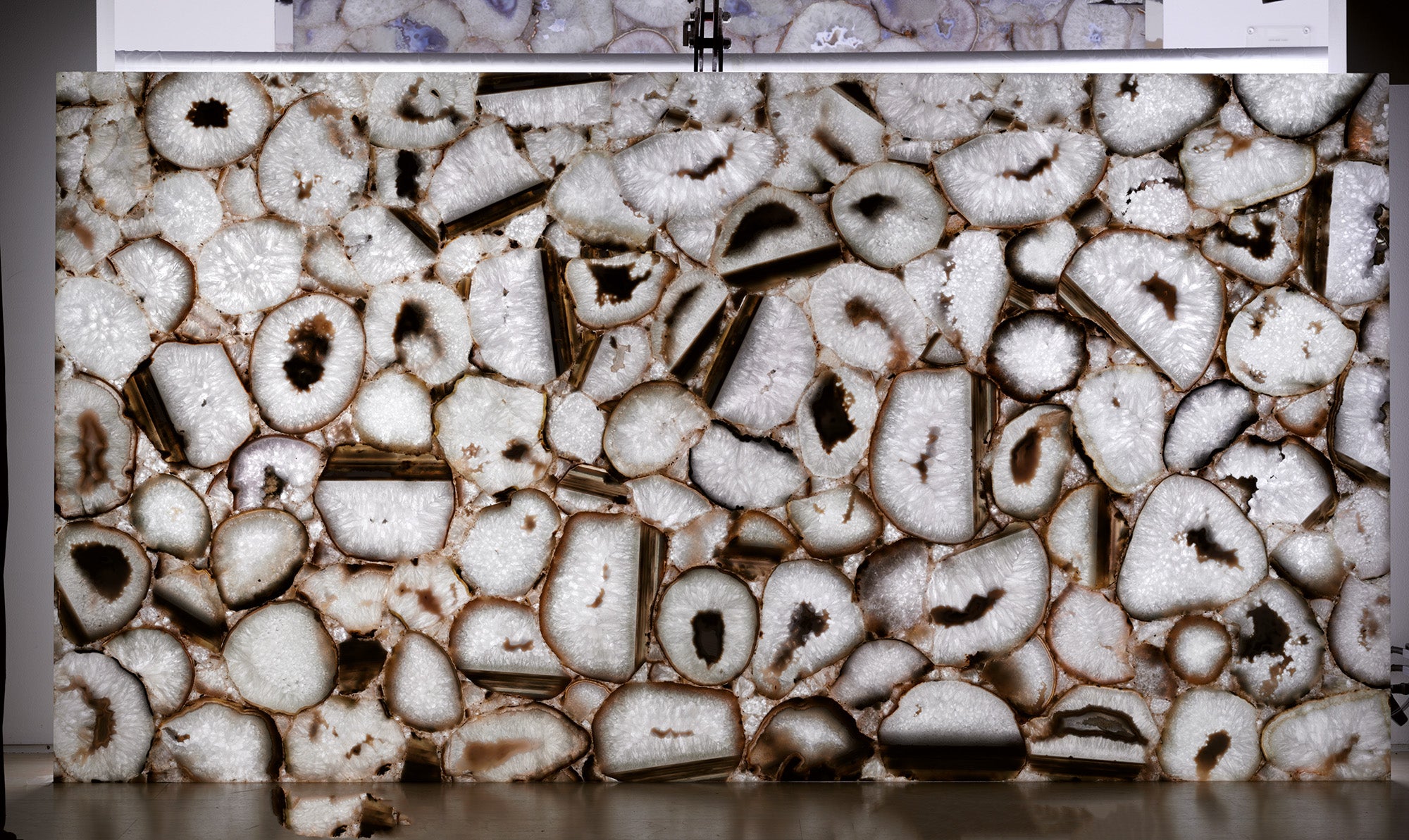 Crystal Agate Gemstone Antolini - Zicana Boutique - 3