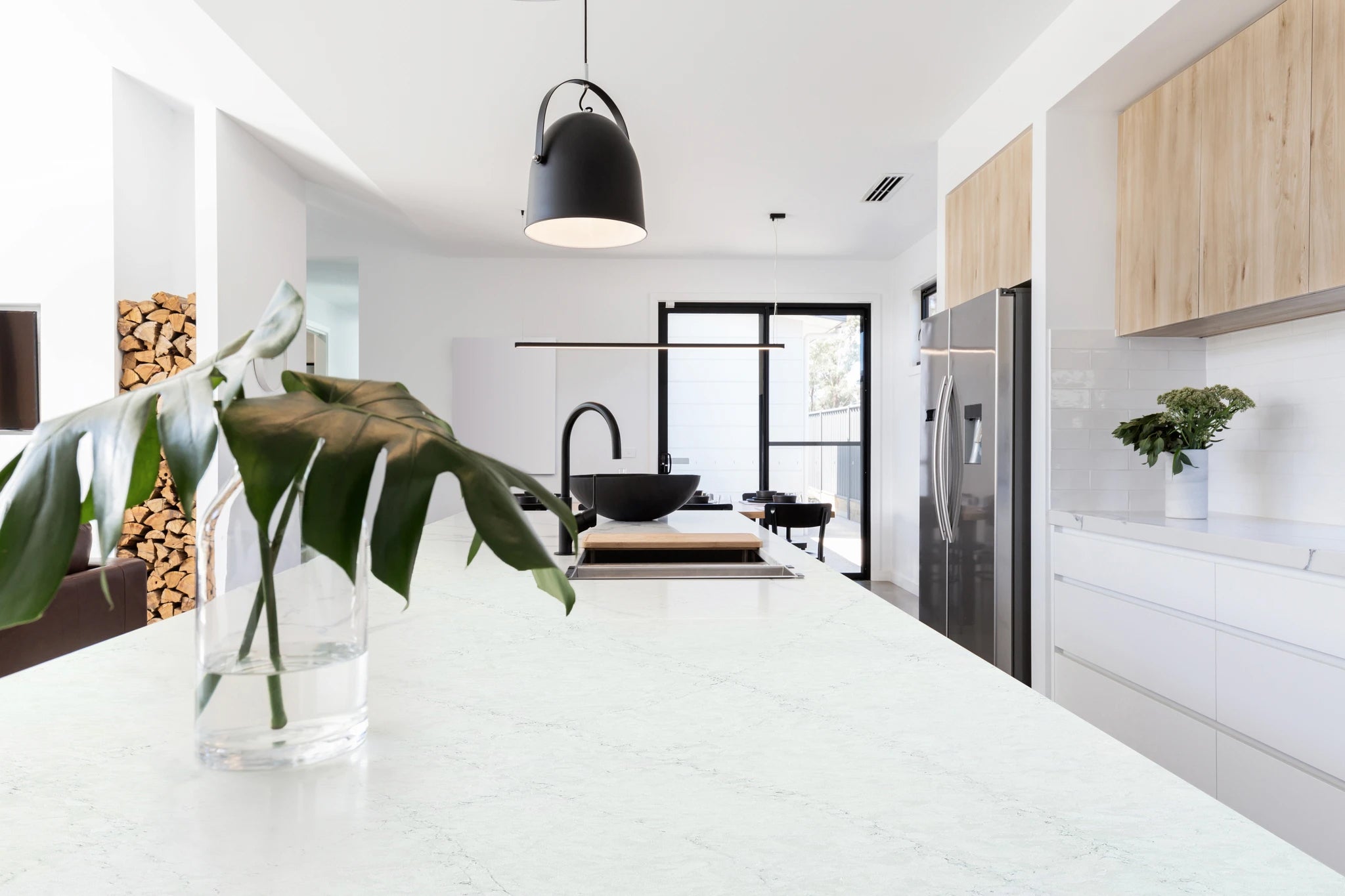 Drizzly White Tessa Quartz Tessa Stones - Zicana Boutique - 3