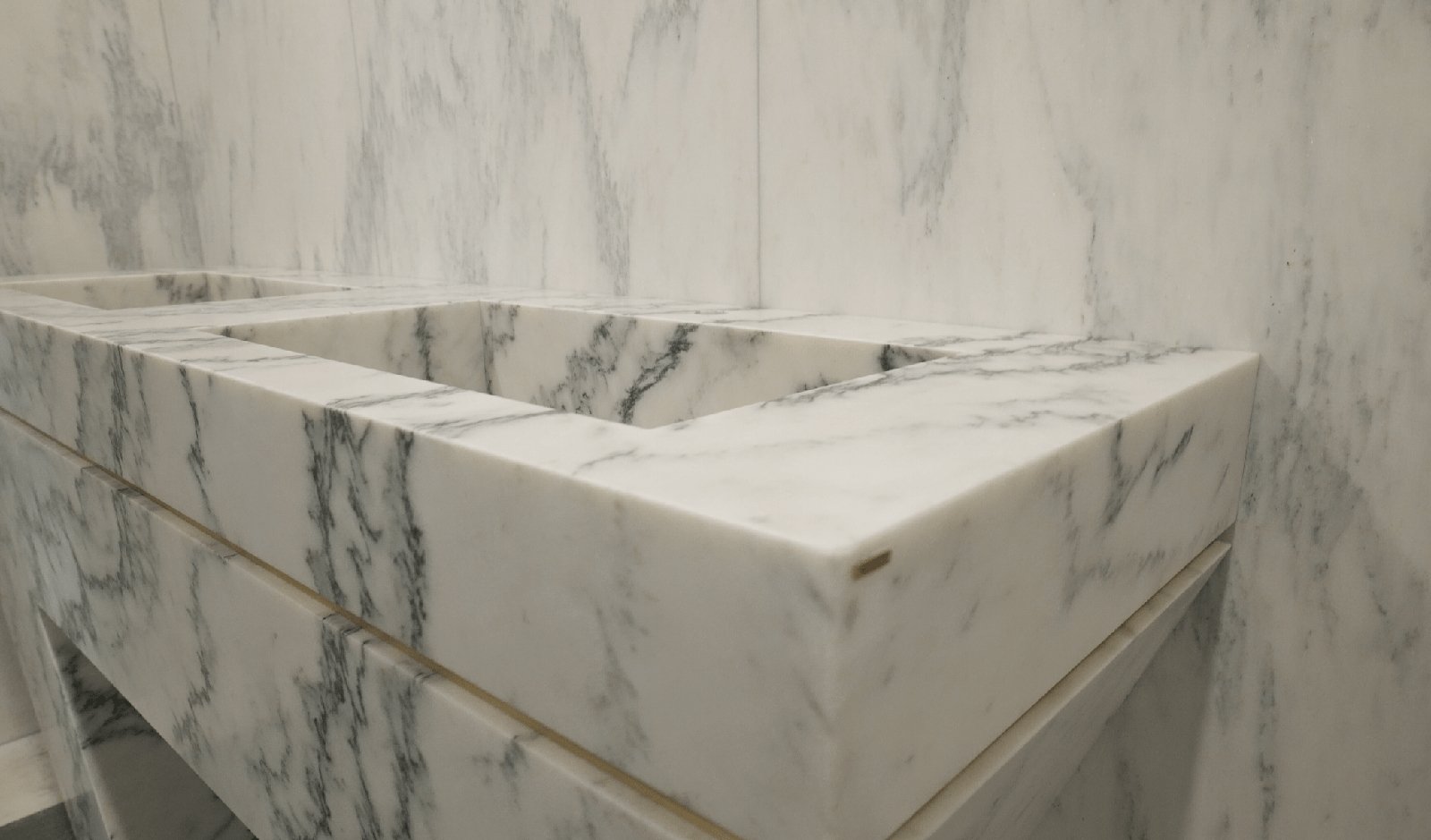 Mountain White Danby Marble Antolini - Zicana Boutique - 2