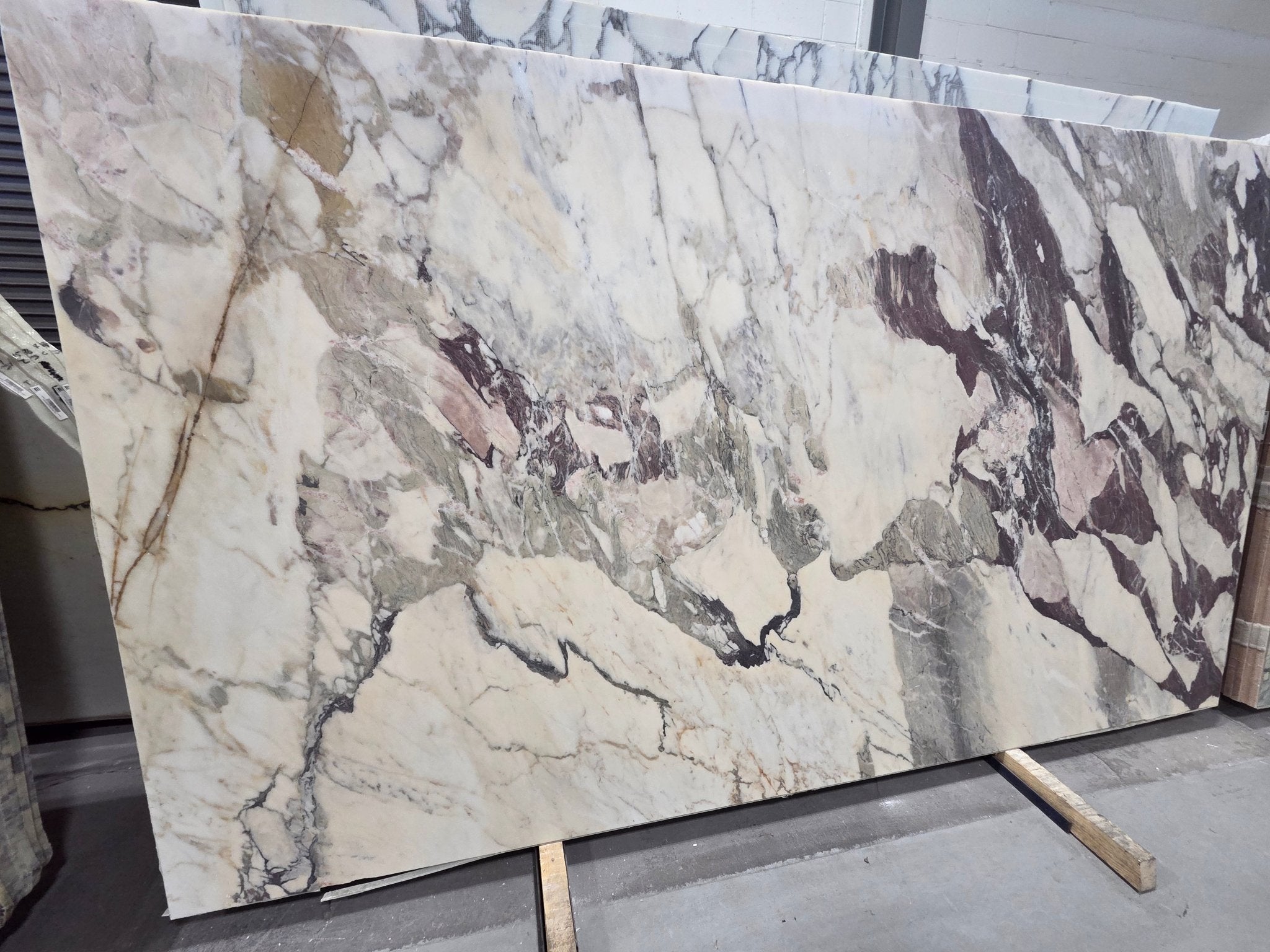 Paonazzo Brecciato Marble Marble Couture - Zicana Boutique - 9