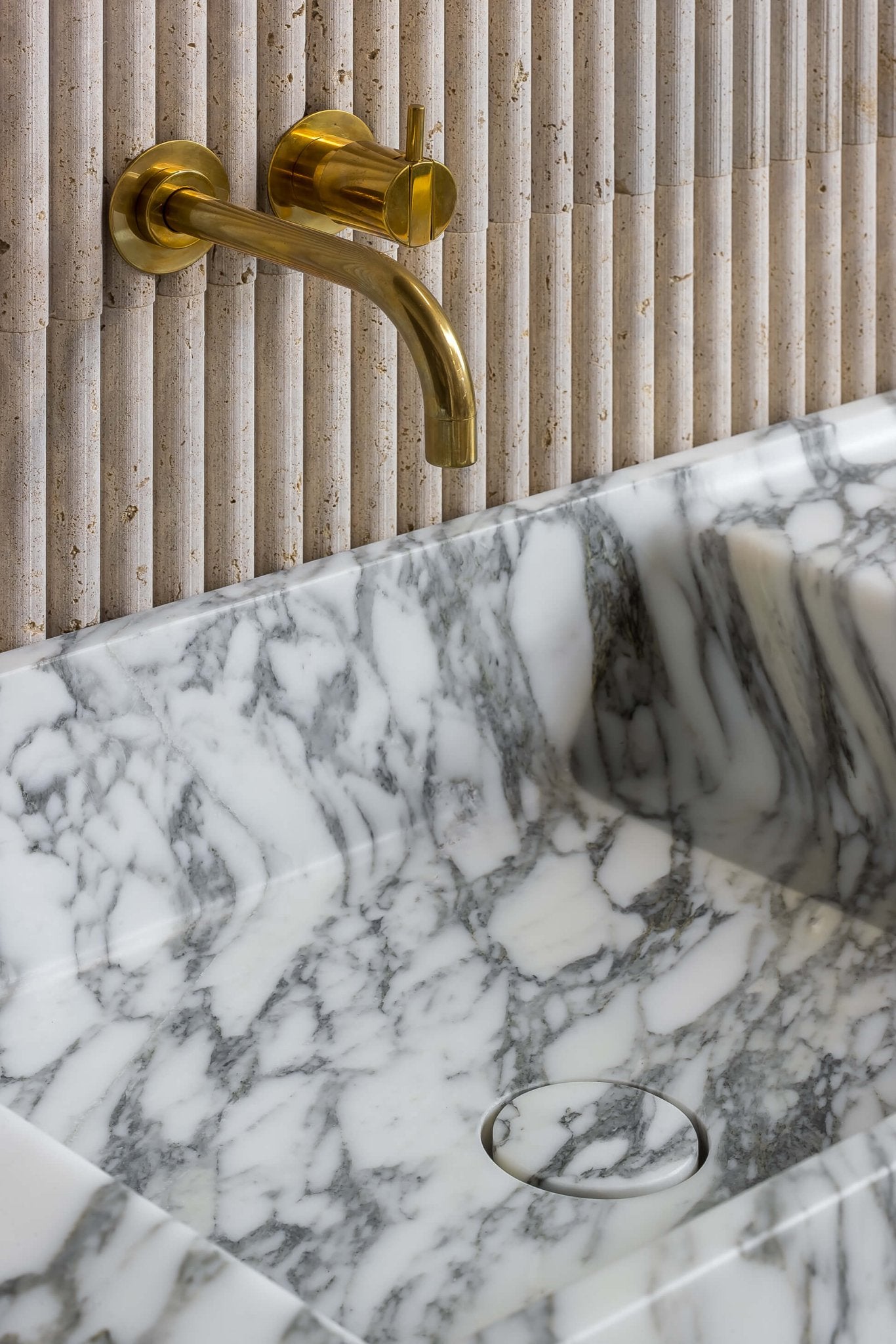 Queen Elizabeth Vanity Sink Zicana Boutique - Zicana Boutique - 5