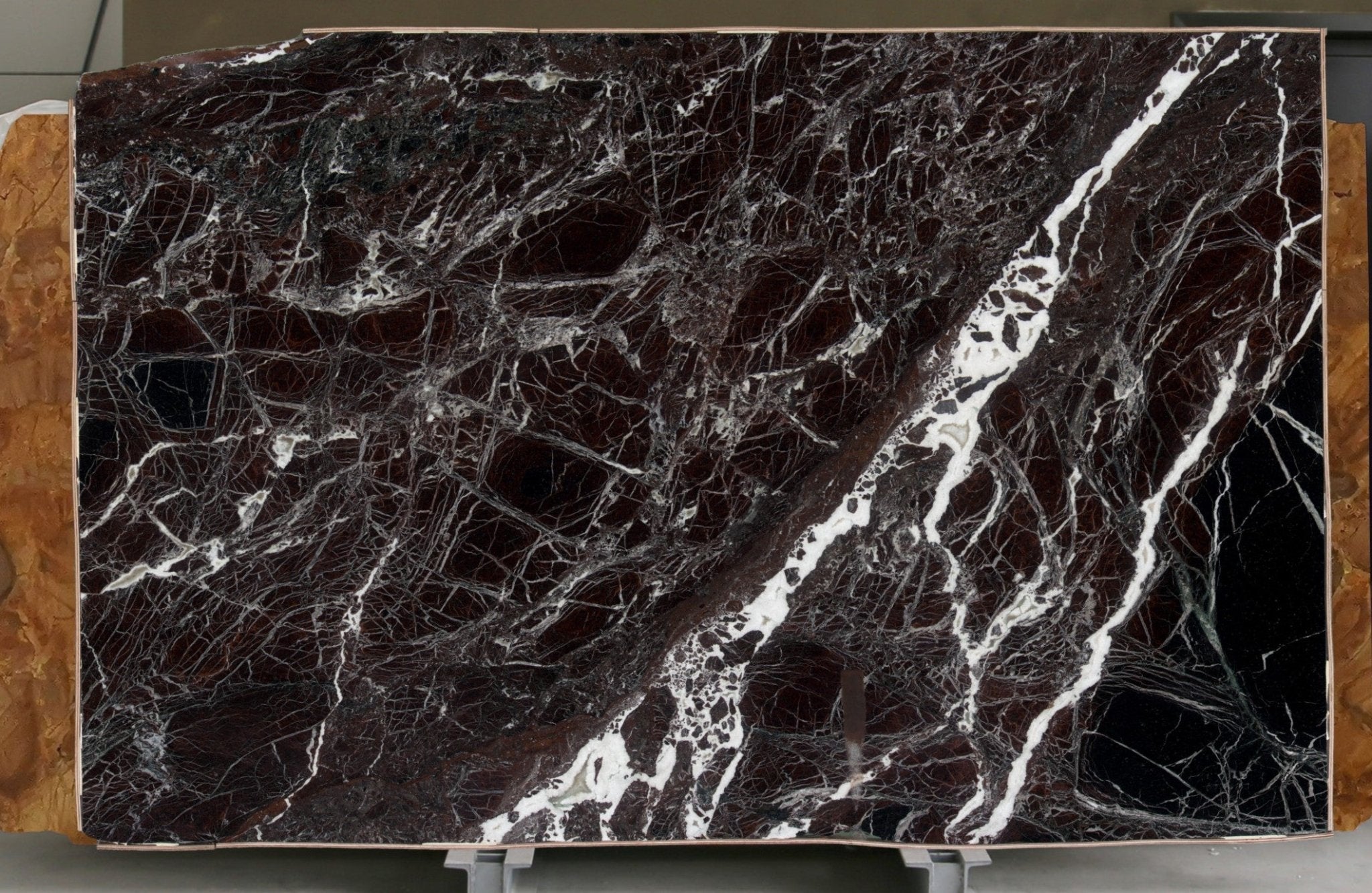 Rosso Levanto Extra Marble Antolini - Zicana Boutique - 10
