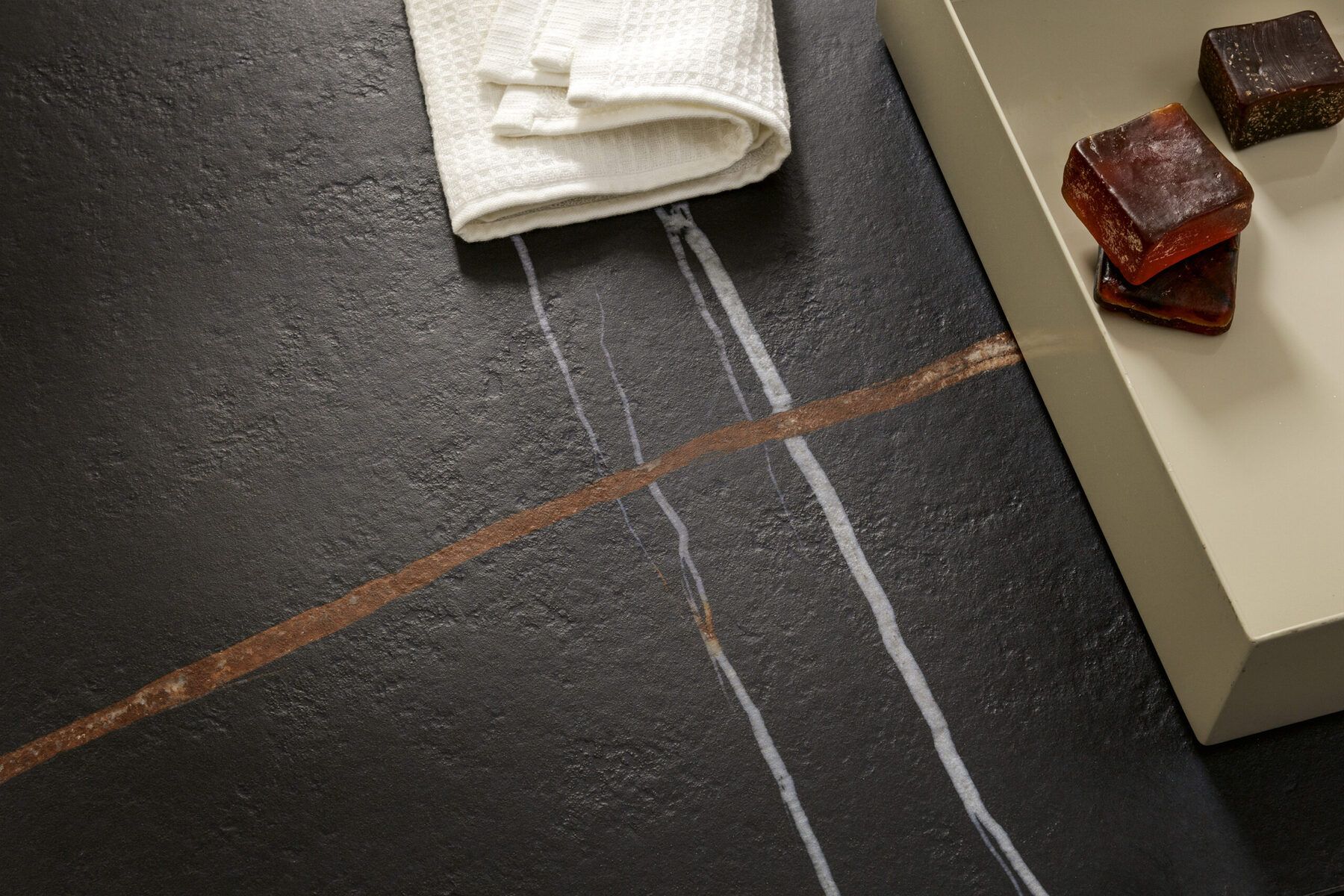 Sahara Noir Extra Laminam Laminam - Zicana Boutique - 5